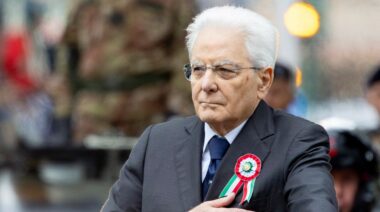 Il Presidente Mattarella riceva una delegazione dei quasi 6 milioni di italiani in povertà